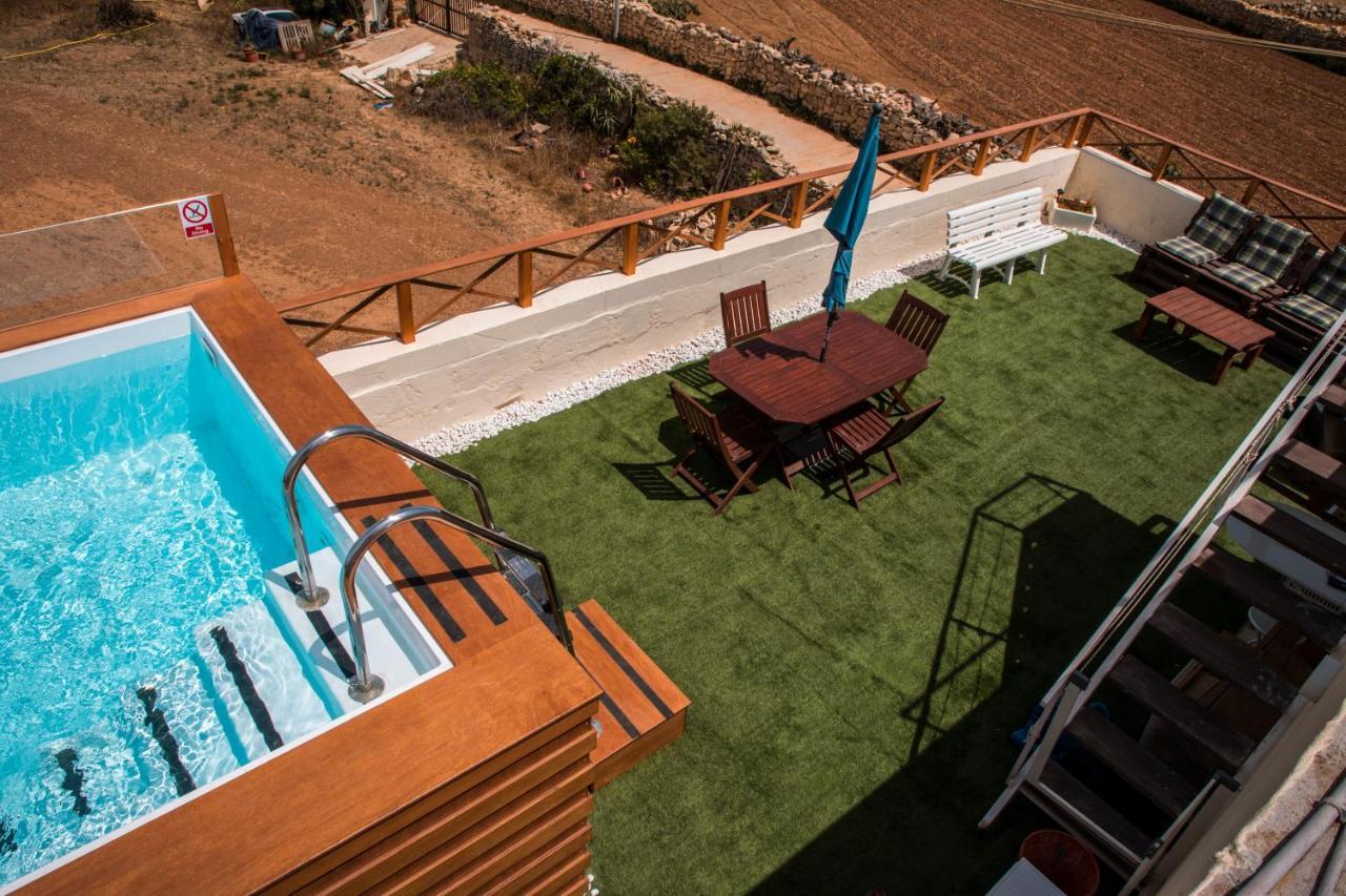 Вілла Tal-Karmnu Entire House With Private Heated Pool And Jacuzzi Kirkop Екстер'єр фото