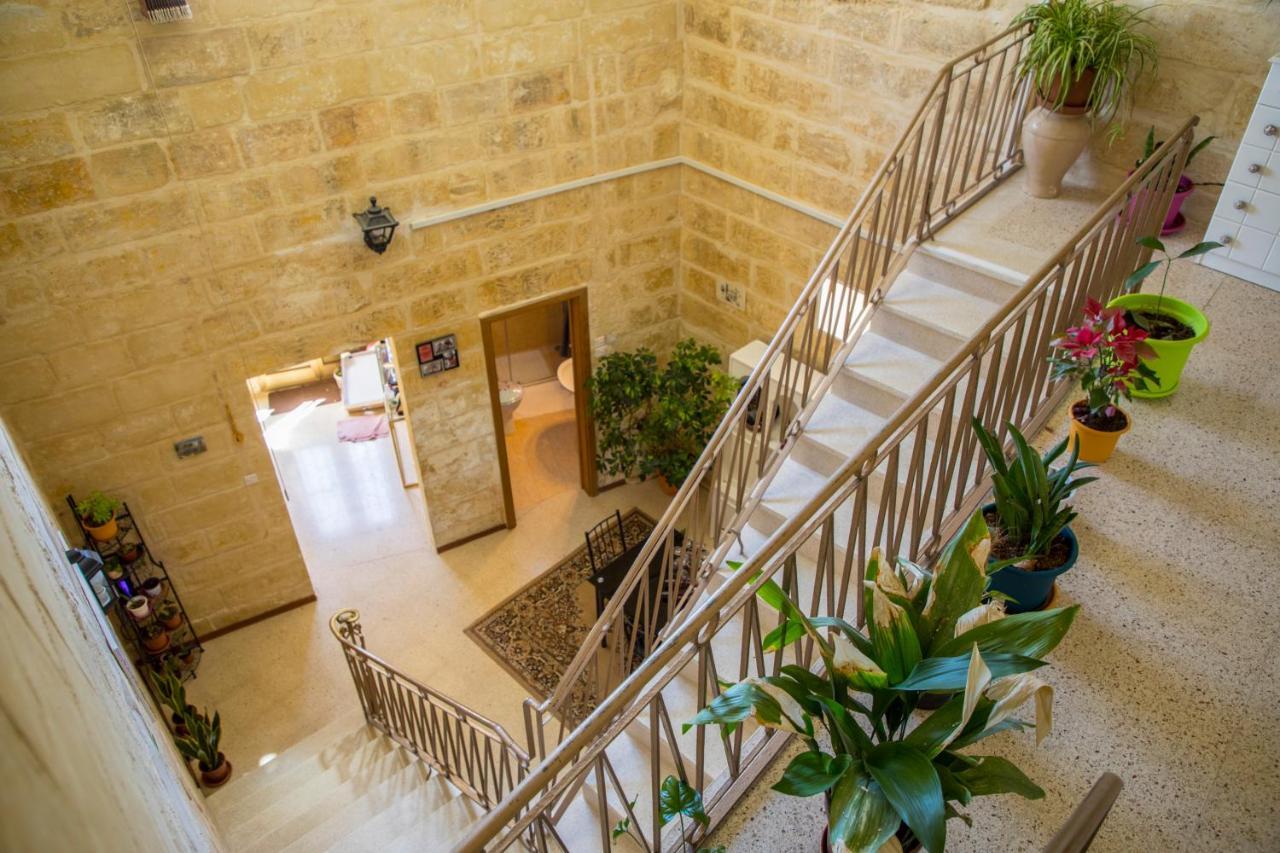 Вілла Tal-Karmnu Entire House With Private Heated Pool And Jacuzzi Kirkop Екстер'єр фото